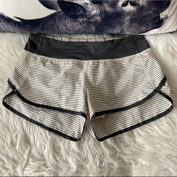 Lululemon Speed Shorts 2.5” hyperstripe - Picture 2 of 4